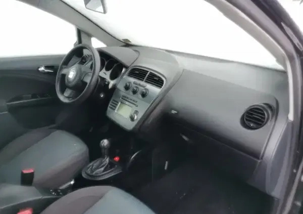 Seat Altea XL cena 14897 przebieg: 240000, rok produkcji 2007 z Wyrzysk małe 407